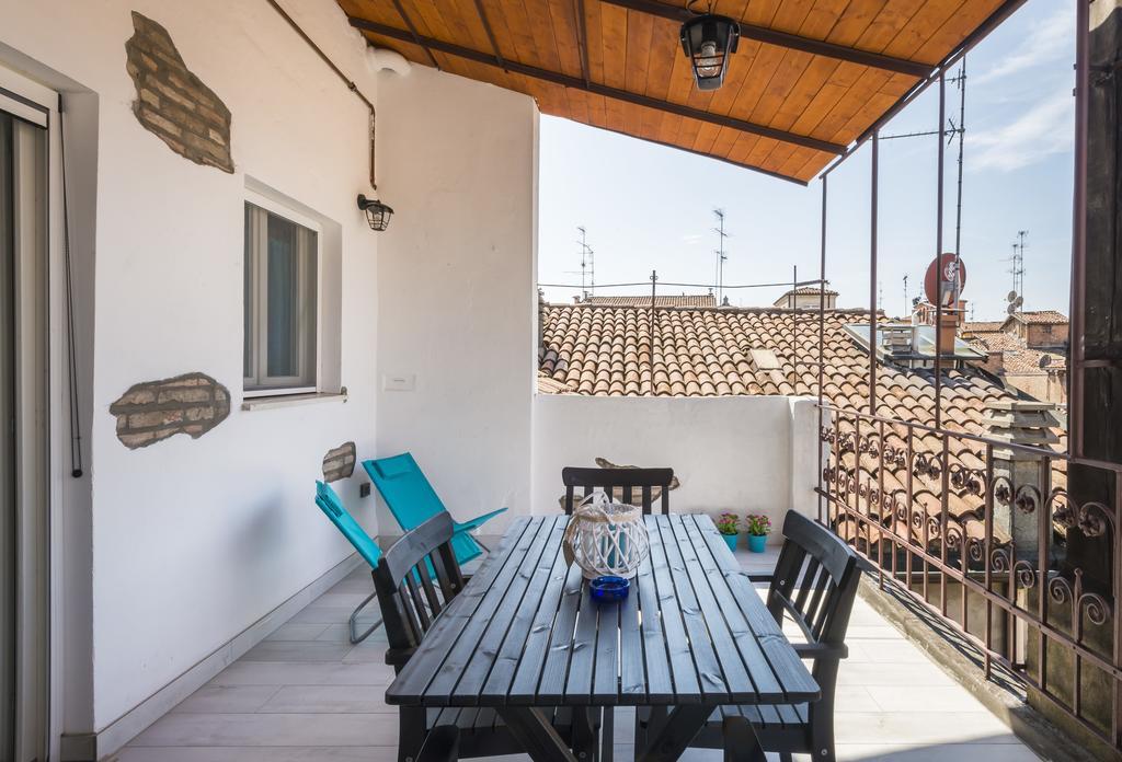 Attico Del Duomo Apartment Modena Bagian luar foto